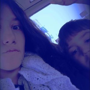 Meet your Posher, Manuela