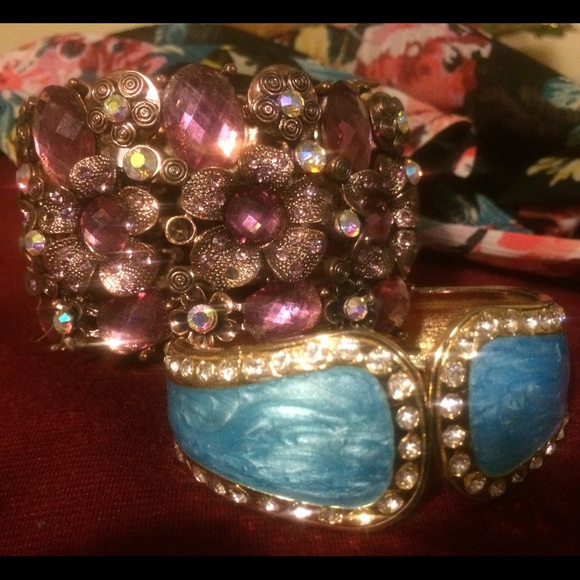 Crystal bracelet bundle 💜