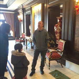 Meet your Posher, Tom