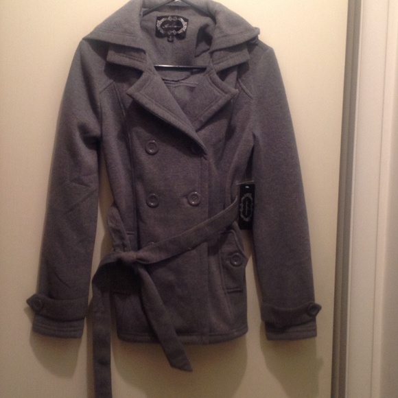 Jacket - Picture 1 of 4