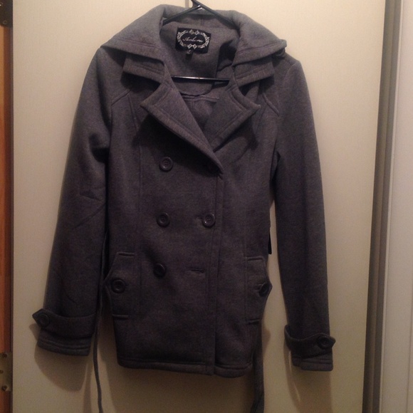 Jacket - Picture 3 of 4