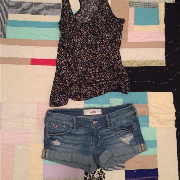 Hollister shorts medium-wash size 3 (26)