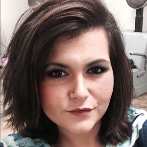 Meet your Posher, Angelina