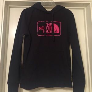 Black North Face Hoodie!