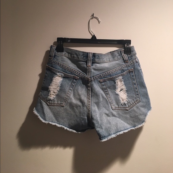MinkPink Jean Shorts - Picture 3 of 4