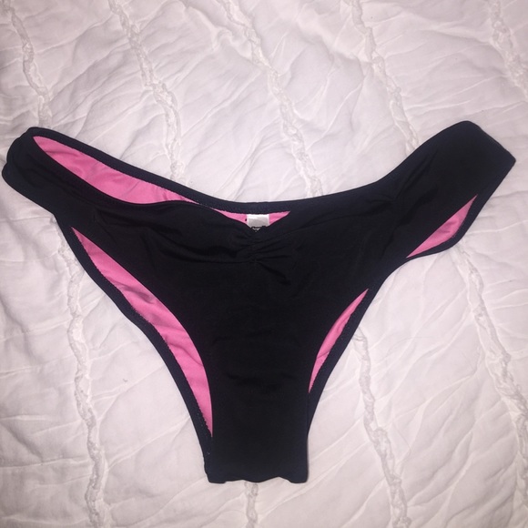 VS Cheeky swim bottoms