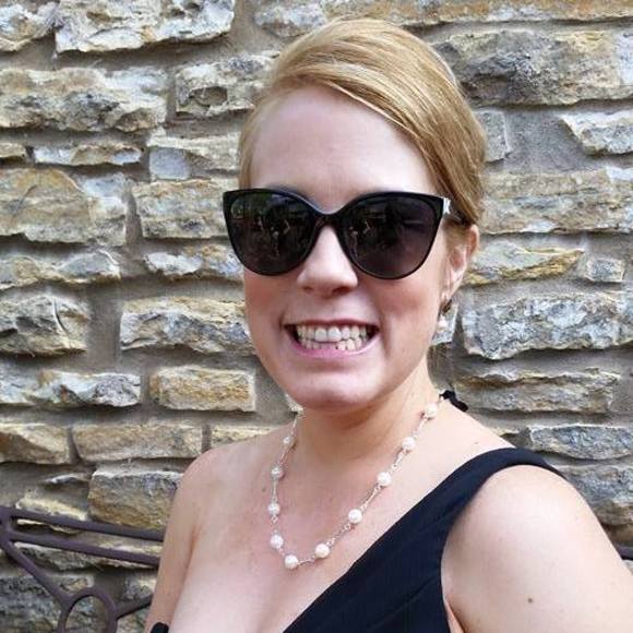 Meet your Posher, Nicole