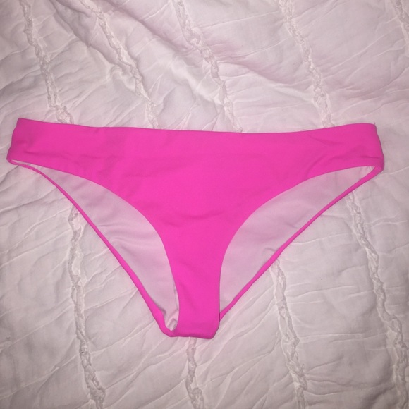 BRAND NEW VS PINK swim