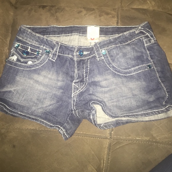 True religion shorts✨