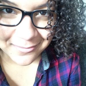 Meet your Posher, Lisa