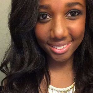 Meet your Posher, Elana