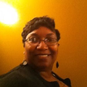 Meet your Posher, Lola