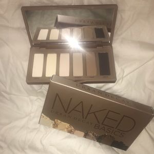 UD Naked Basics