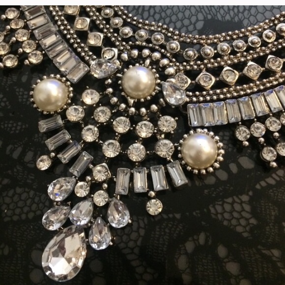 ✨Crystal, Pearl , Silver Statement Necklace✨ - Picture 4 of 4