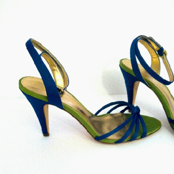 *Final Price $20* Coach wrap around ankle