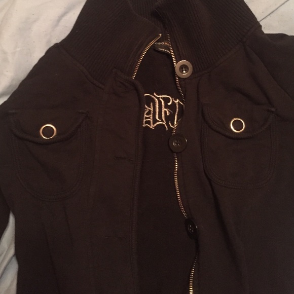 MOVING SALE 🎉 BCBG Maxazria black zip up - Picture 4 of 4