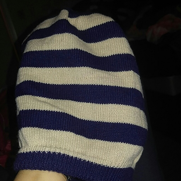 Reversible beanie