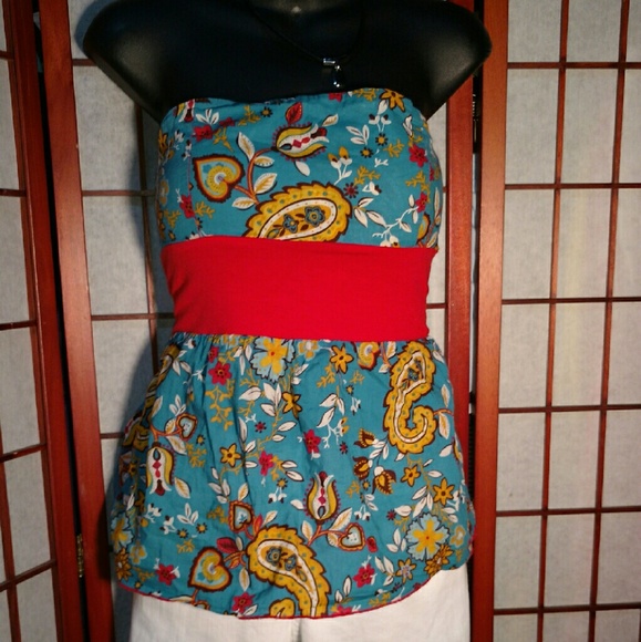 Next Era Couture sleaveless top (large)