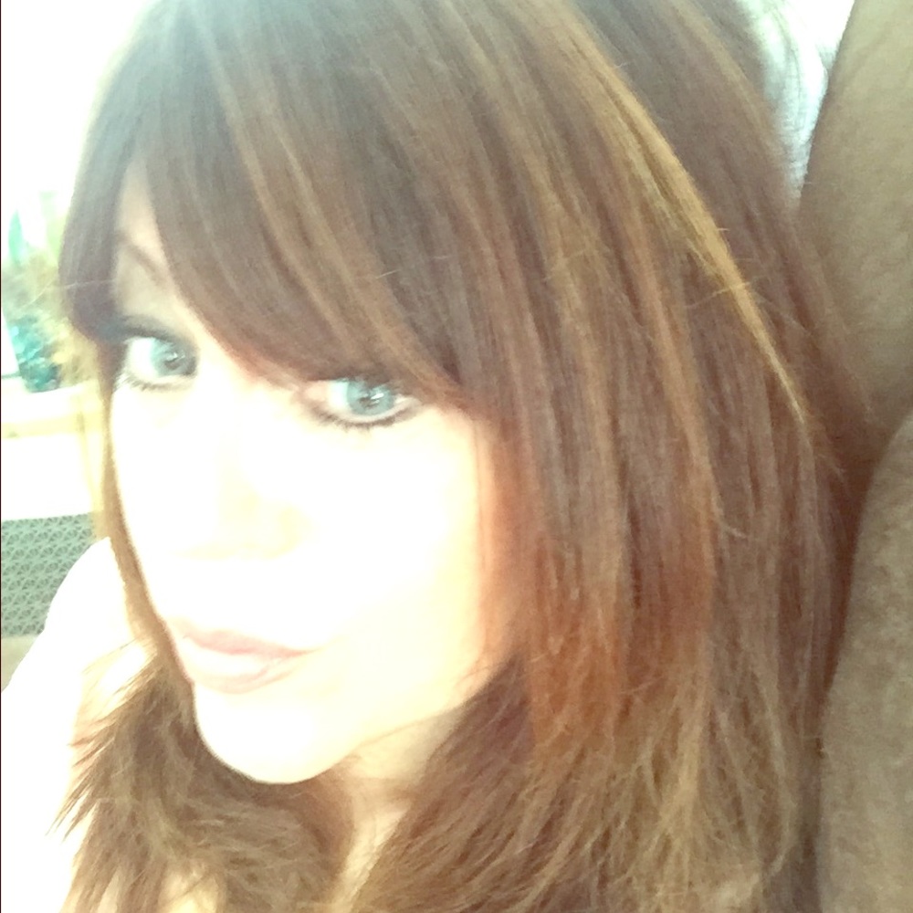 Meet your Posher, Yvette