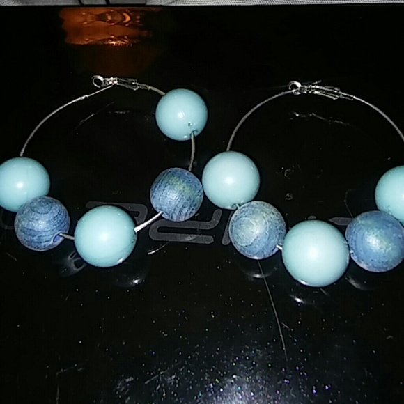 Earings
