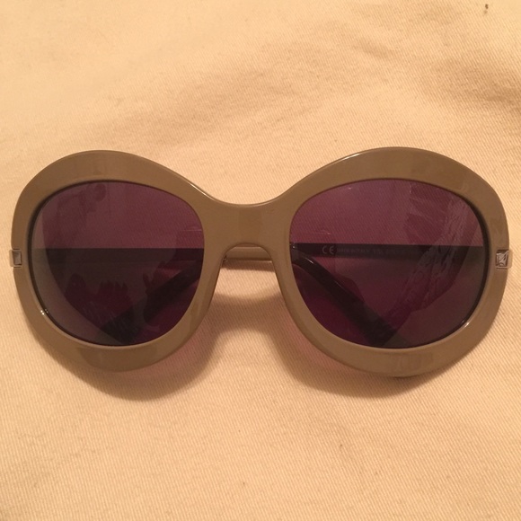 YSL main image 8