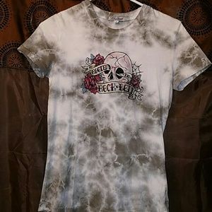 Lucky brand t-shirt