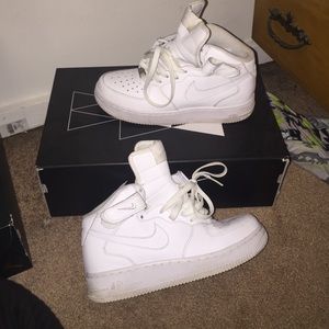 Boys Size 5 A1 /Worn 2x