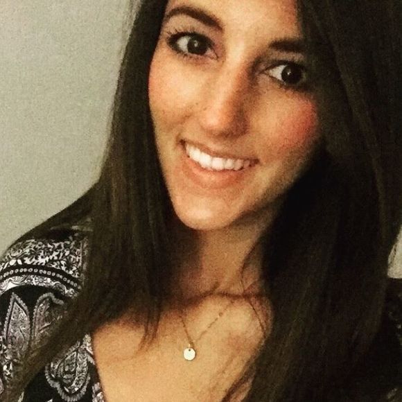 Meet your Posher, Ali