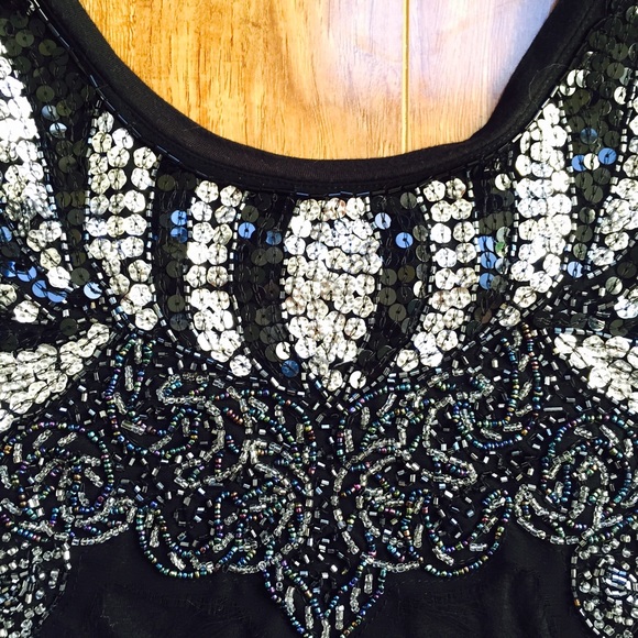 SOLD FREE PEOPLE Open back tunic with beading - Picture 2 of 4