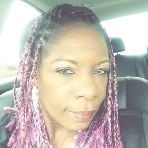 Meet your Posher, Hazel