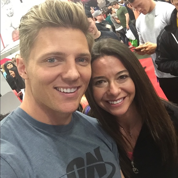 Meet your Posher, Danielle - Picture 1 of 1