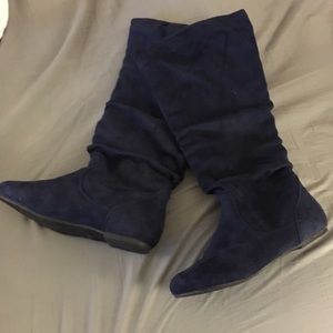 navy blue suede boots