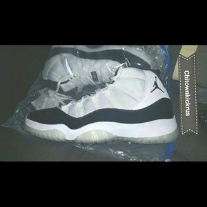 Sold!!!!!!Jordan retro 11 high concord size 12 DS
