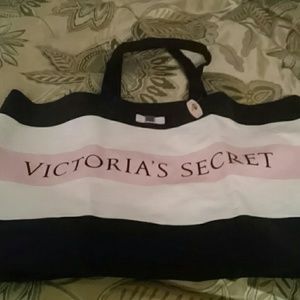 Victoria Secret Weekend Bag