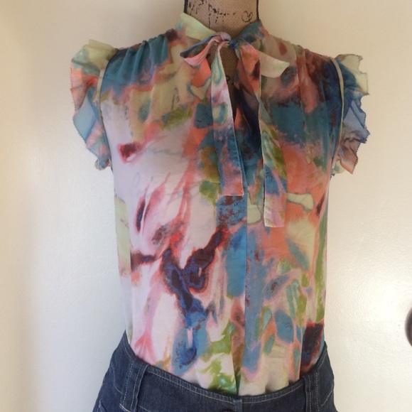 SimplyVera xs multi colored shirt