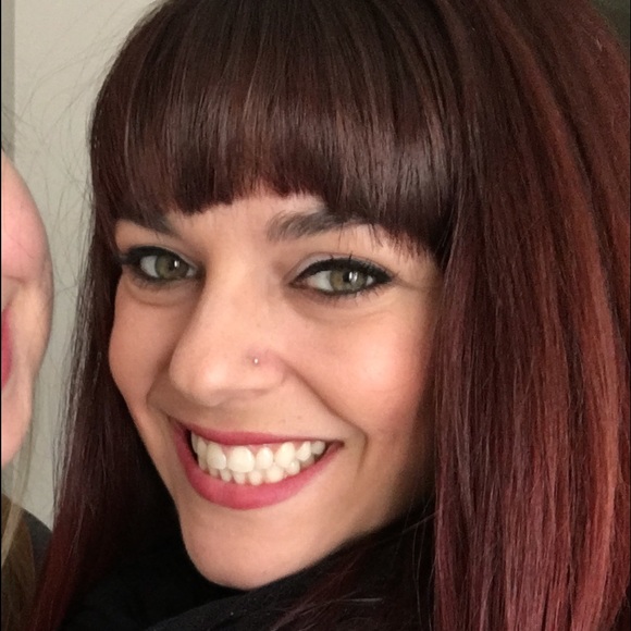 Meet your Posher, Jessica