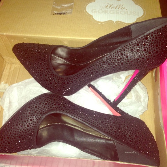 Charlotte Russe Shoes - Size 8 style fairy