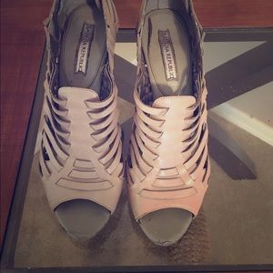 Banana Republic spring/summer heels Size 10