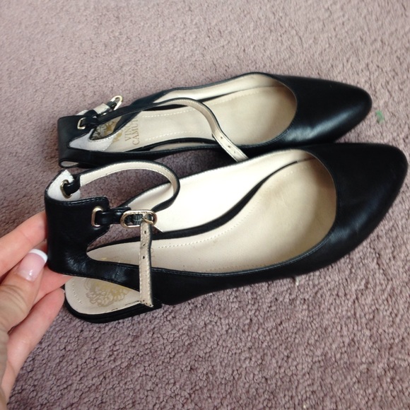 Vince Camuto Shoes - Size 6 Vince Camuto Flats