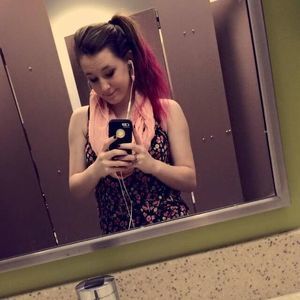 Meet your Posher, Cherokee