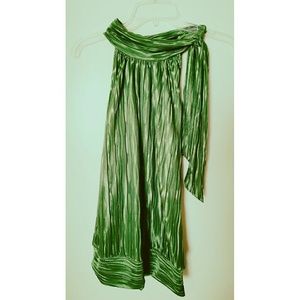 Special occasion sleeveless tunic.