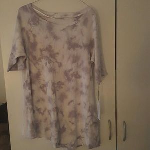 Tye dye shirt tags attached