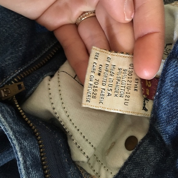 7 for all Mankind A pocket Jean - Picture 3 of 4