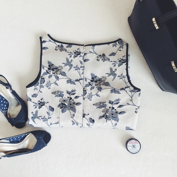 Ann Taylor Dresses & Skirts - Blue Floral Print Dress