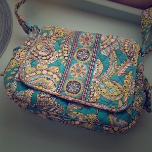 Vera Bradley Crossbody Bag👜 more pics on homepage