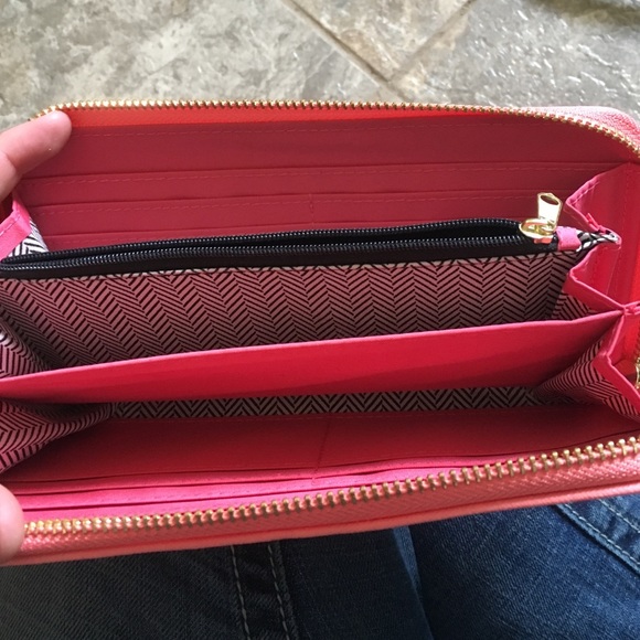 Wallet - Picture 2 of 2