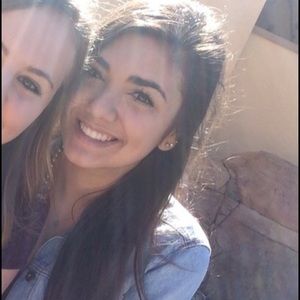 Meet your Posher, Veronica