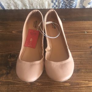 Nude Ballet Flats - size 8 1/2