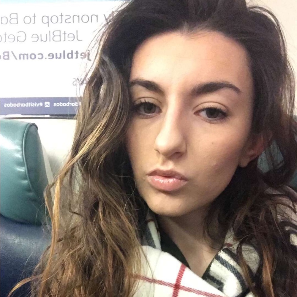 Meet your Posher, Tiffany