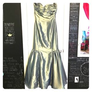 Strapless mermaid dress